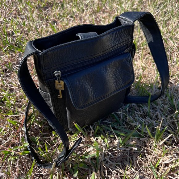 Vintage FOSSIL Shoulder Bag - Picture 1 of 7